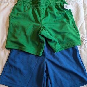NWT Old Navy Active Shorts Size M (8)